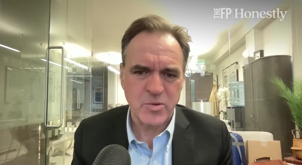 Niall Ferguson: ‘Cold War II’ Deepens as 2026 Brings Summitry, Not Peace