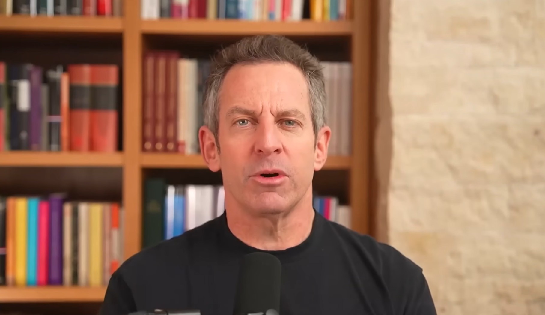 Sam Harris: American Right Consumed by ‘Fever Swamp’ of Conspiracy