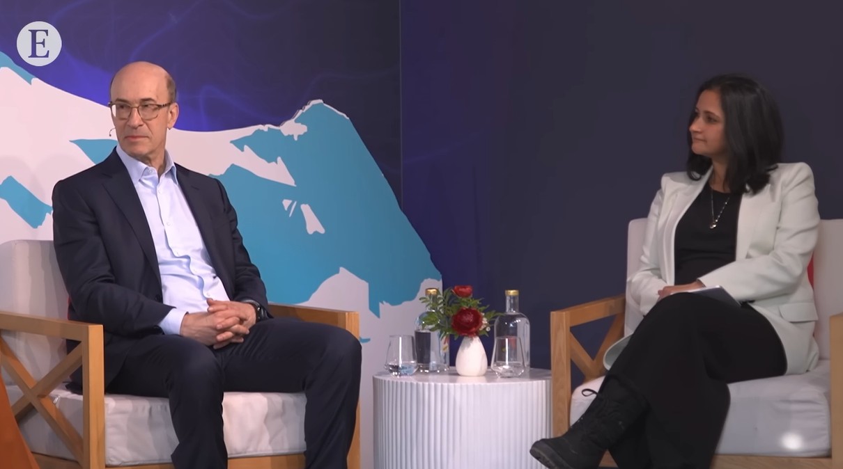 Dollar Supremacy Faces Historic Stress Test as Debt Mounts